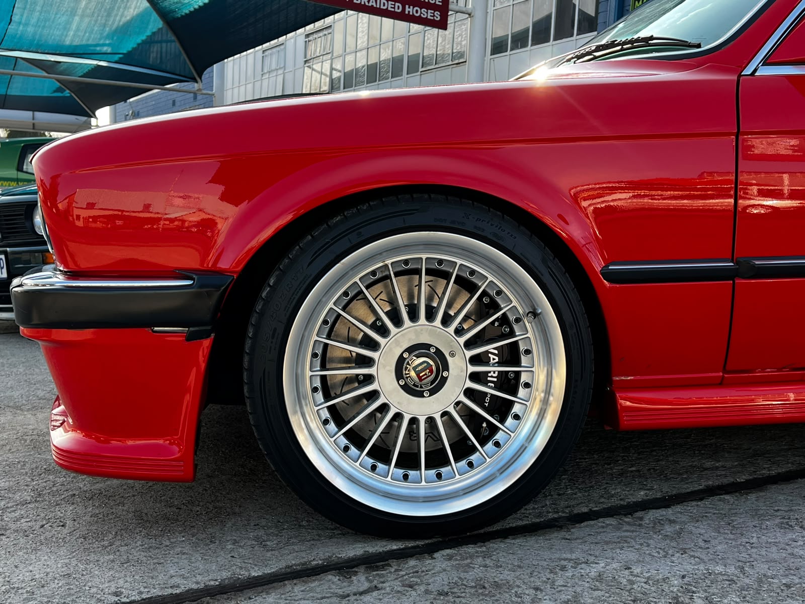 Vari caliper through BBS wheel